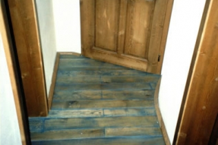 Dubová masivní podlaha, typ reuliánský 811107 - modrý pigment